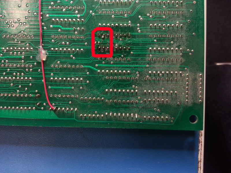 Zoom of the bottom soldering point