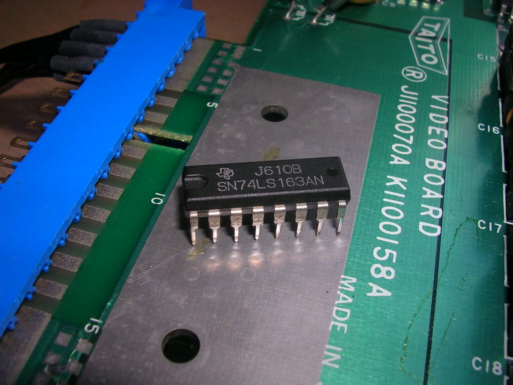 Pcb repair bubble bobble 12.jpg