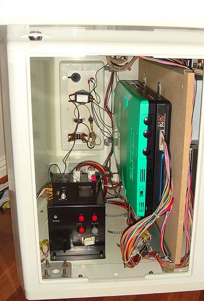 File:Konami Windy Inside.JPG