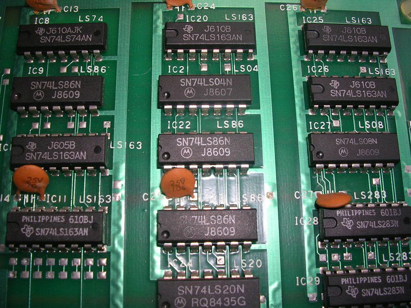 File:Pcb repair bubble bobble 6.jpg