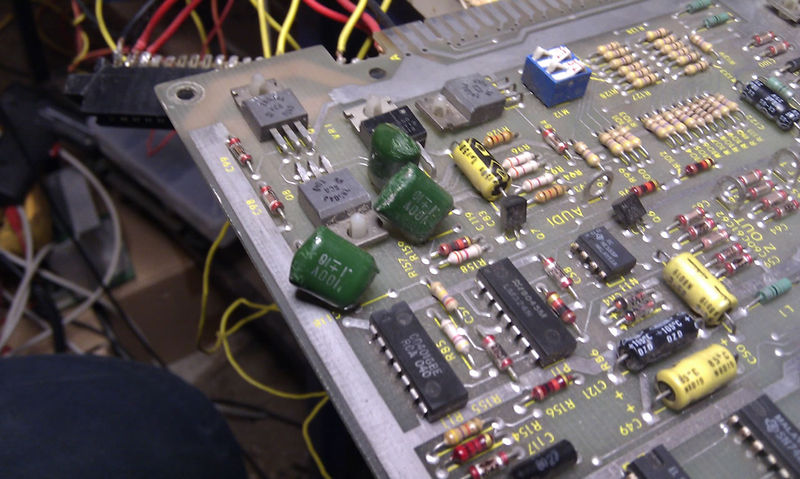 File:Pcb repair asteroids deluxe 5.jpg